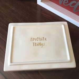Rae Dunn trinket/jewelry box
